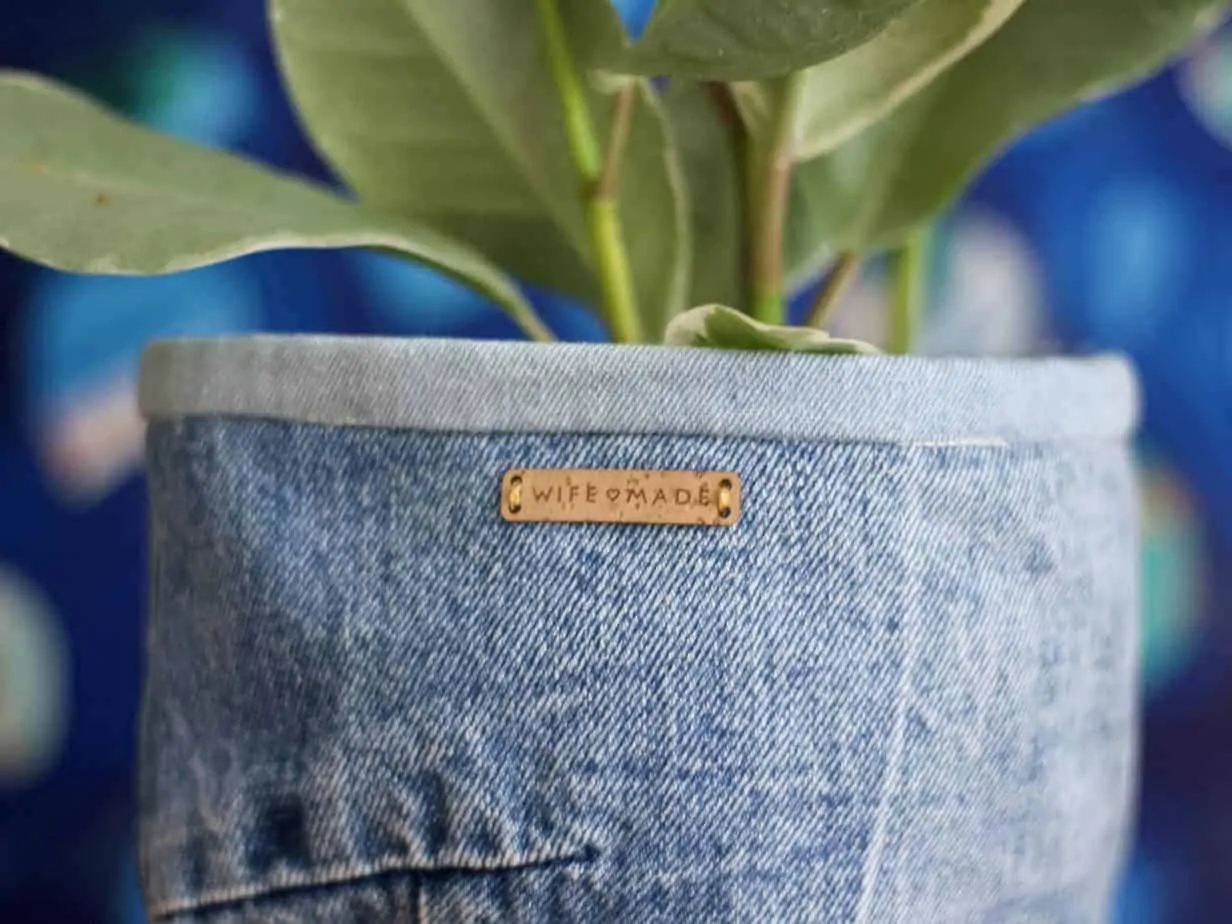 Upcycling store old jeans